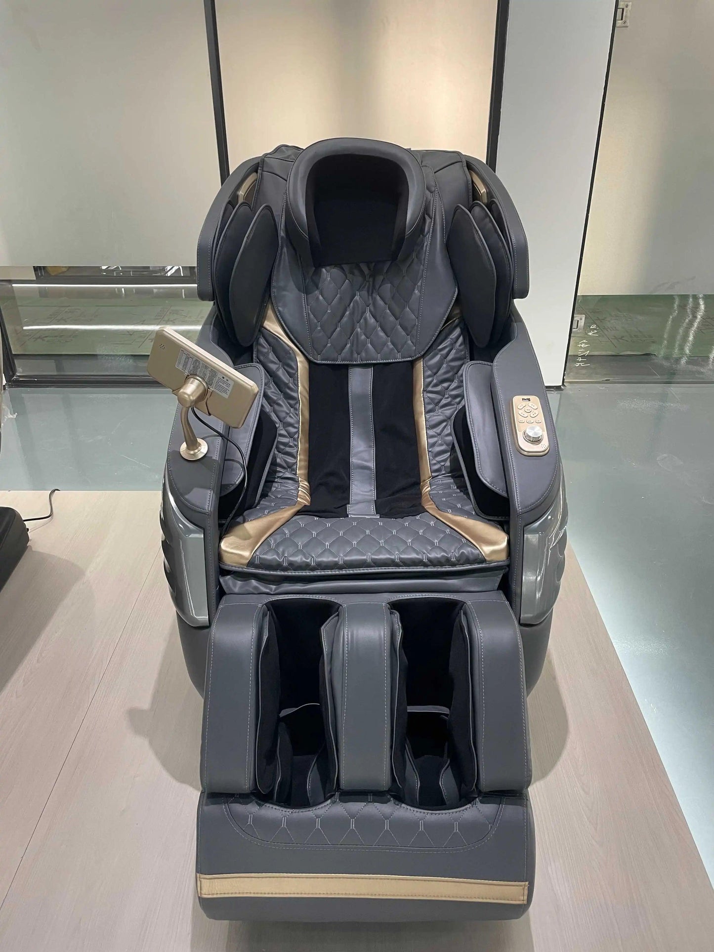 C79 Modern Full Body Massage Chair - Well Body